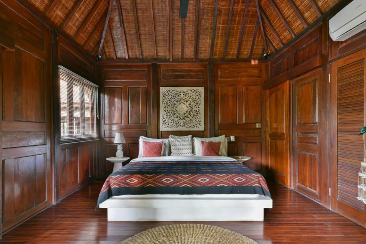Villa Niyamas Ubud Exterior photo