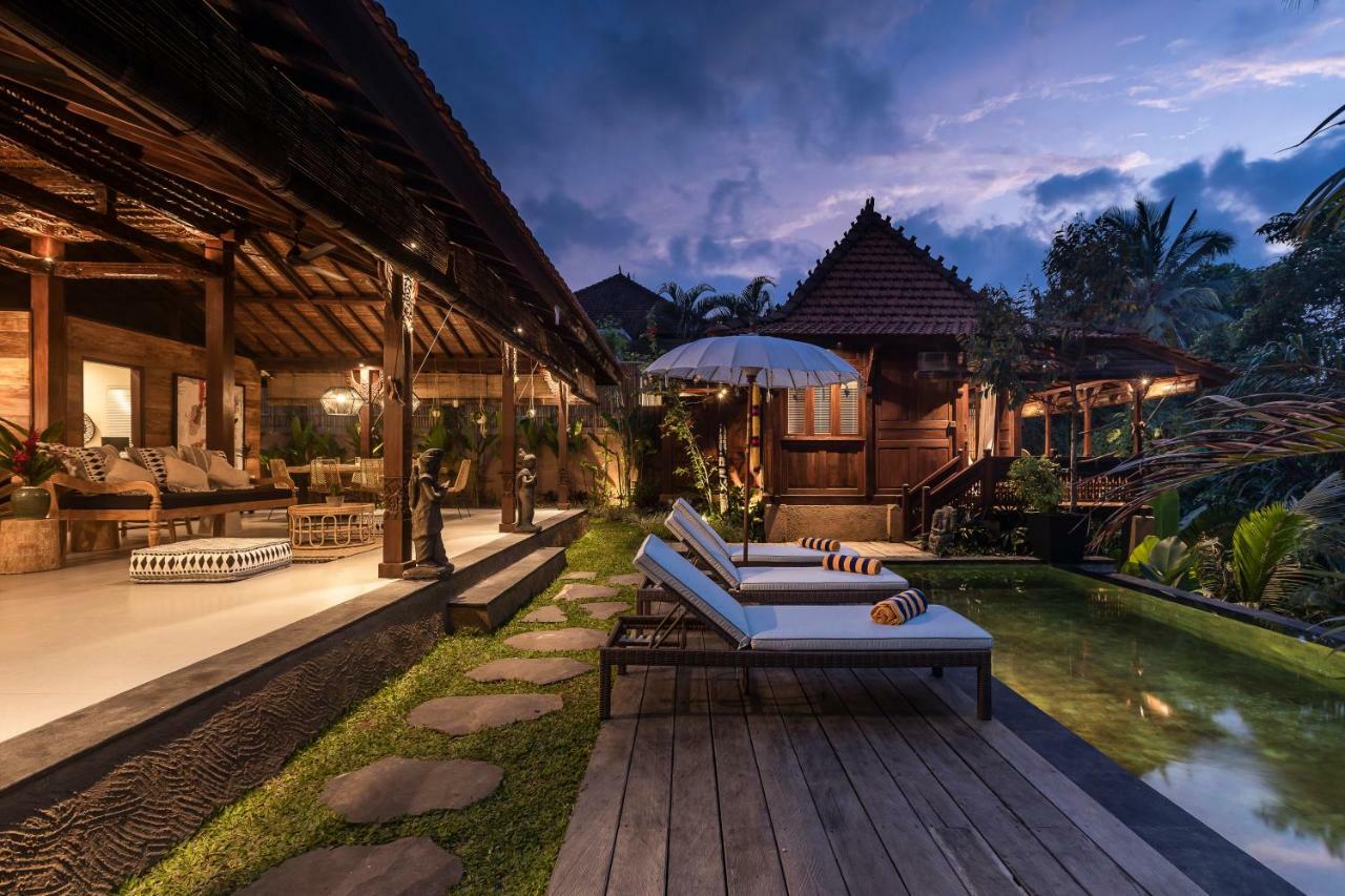 Villa Niyamas Ubud Exterior photo