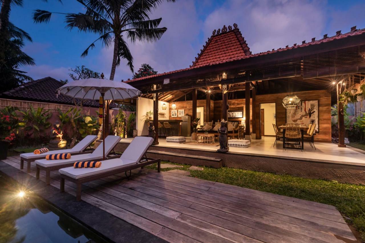 Villa Niyamas Ubud Exterior photo