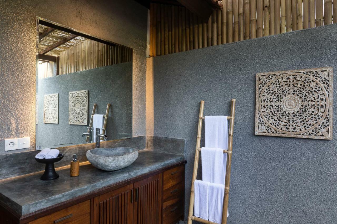 Villa Niyamas Ubud Exterior photo